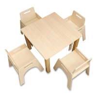 Kleinkindstuhl mit Armlehnen + 1 x Quadrattisch 80x60 cm